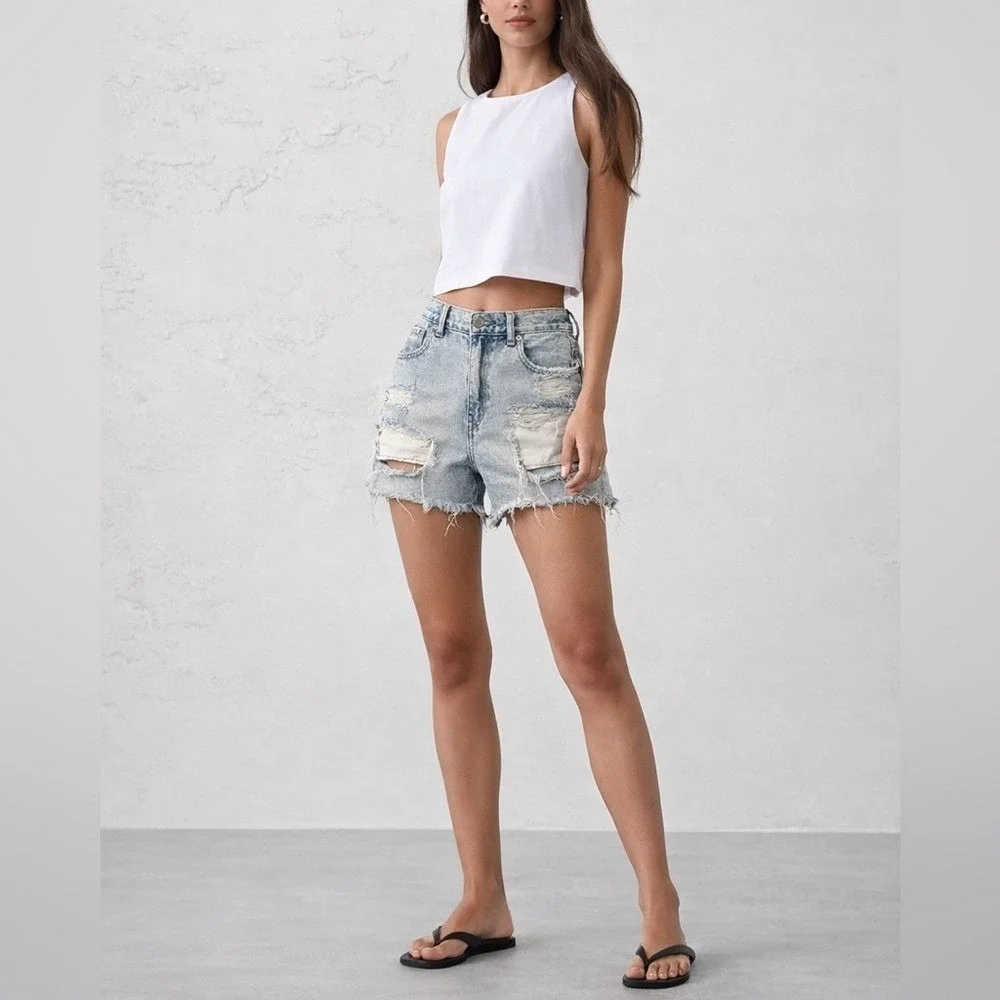 American Eagle Baggy Mom Short Distressed Denim Shorts